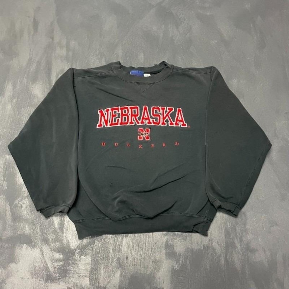 Vintage Nebraska Huskers sweatshirt mens Medium black 1990s football